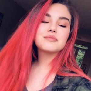 Meet your Posher, Michaela